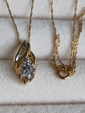 10k Gold Diamond Shooting Star Design Pendant Chain Necklace 20in Marked ADL